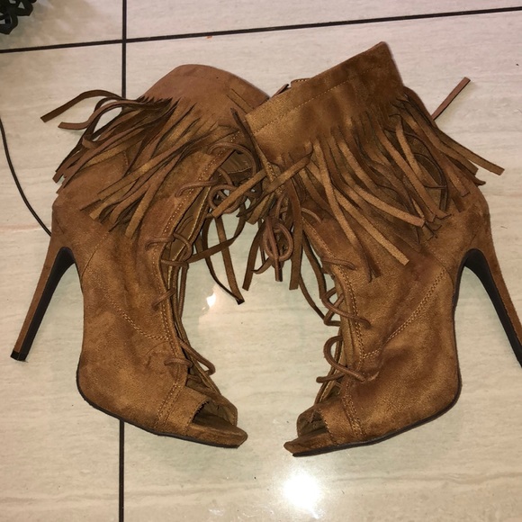 Brown fringe booties - Picture 3 of 3